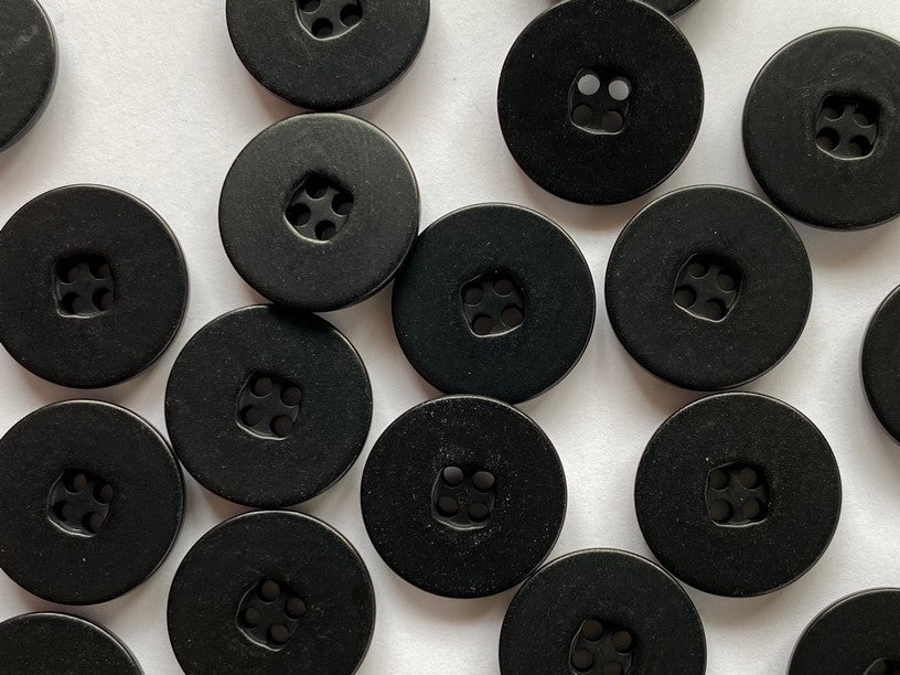 Flat Rim Corozo Button- 15 mm