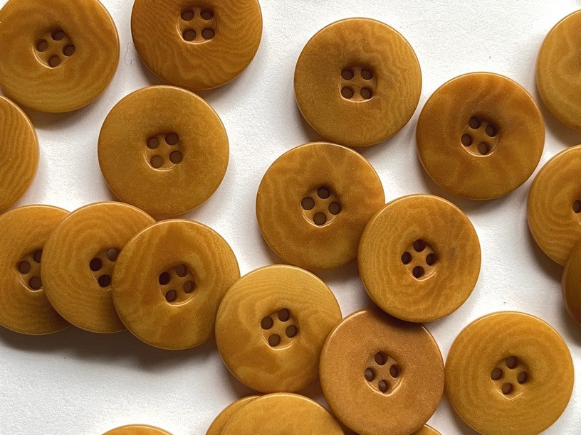 Flat Rim Corozo Button- 15 mm
