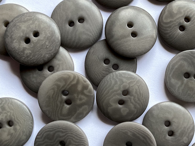 Simple Corozo Button- 20 mm