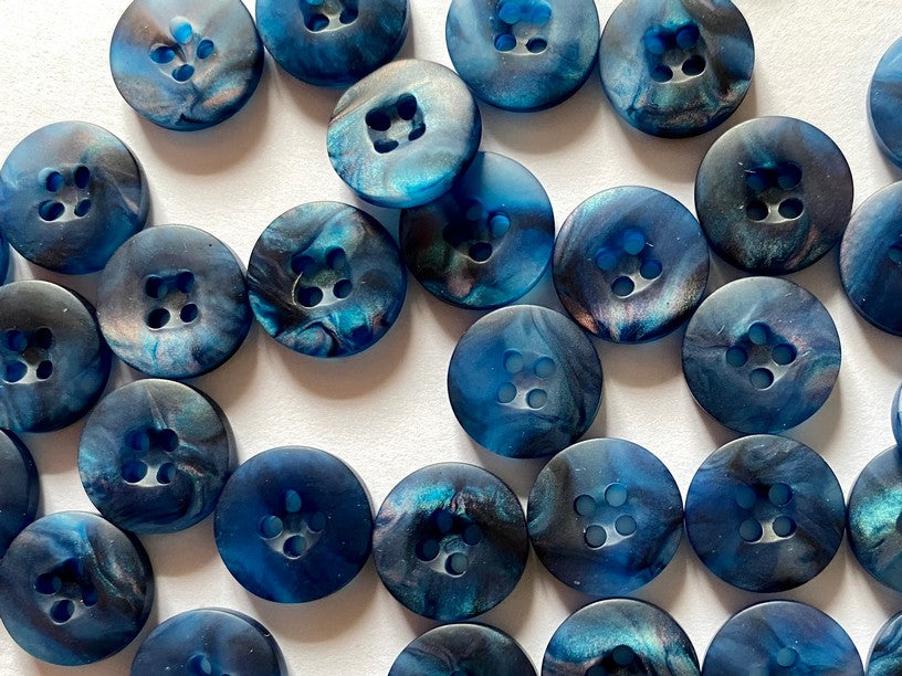 Streaky Resin Button- 12 mm