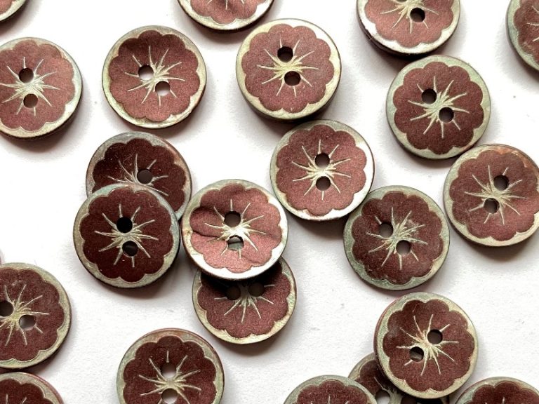 Matte Flower Shell Buttons 12mm