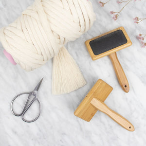 Fiber Brush For Macramé & Weaving