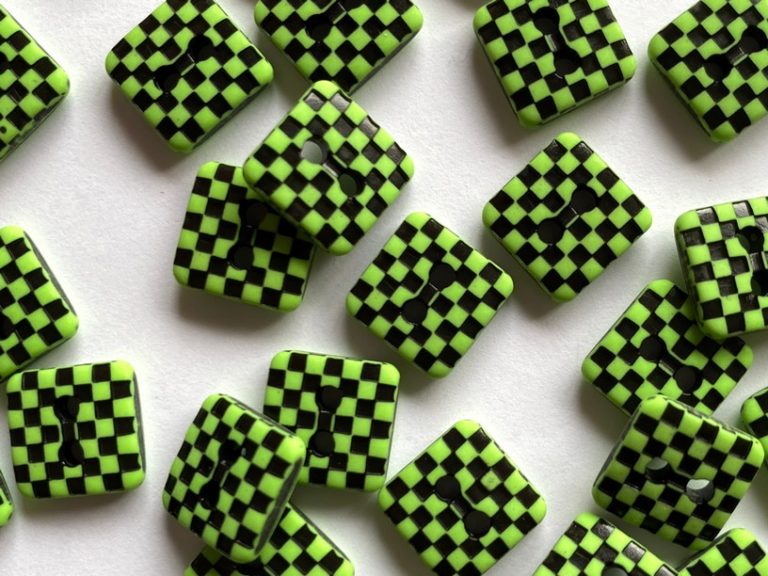 Checkerboard Buttons - 12 mm