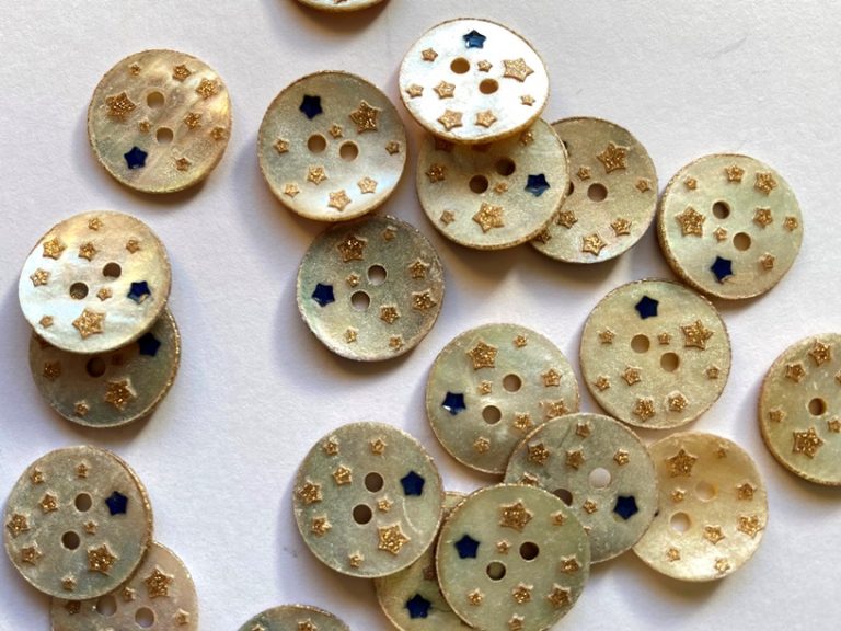 Natural Shell Buttons with Glitter Stars