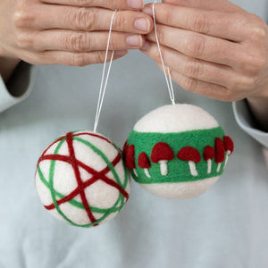 Ornament Duo Mini Needle Felting Kit