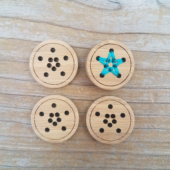 Bamboo Star Buttons 3/4