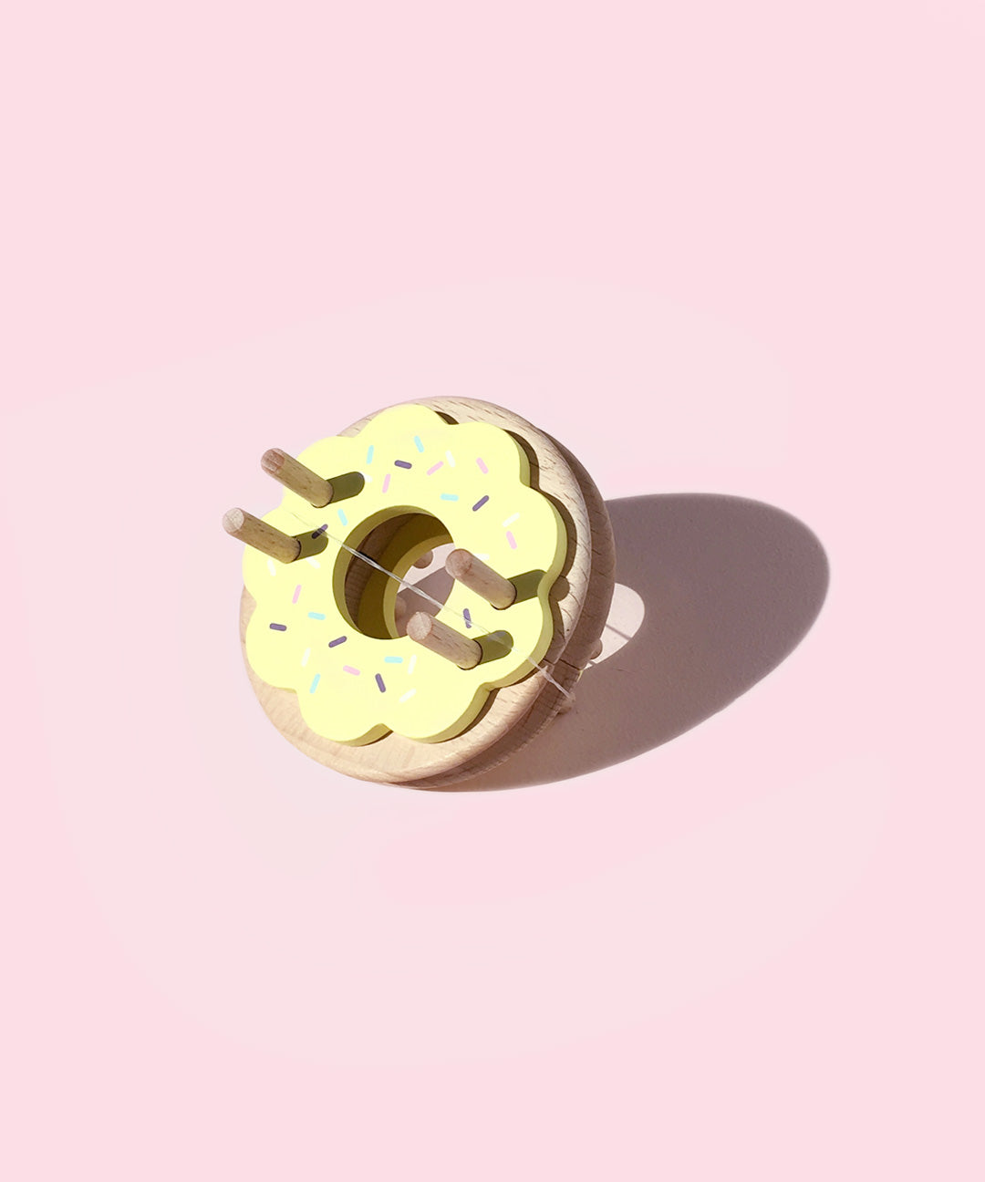 Pom Maker Medium Donut